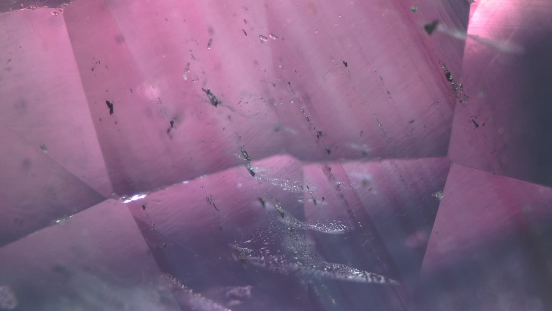 Kashmir (Pakistan)  purple pink sapphire