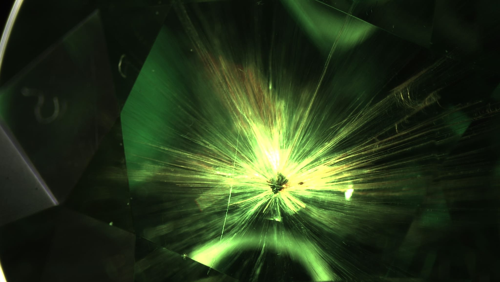 This amazing 3.03 cts and 3.15 cts demantoid pair originated from Russia was recently brought in ALGT for research.